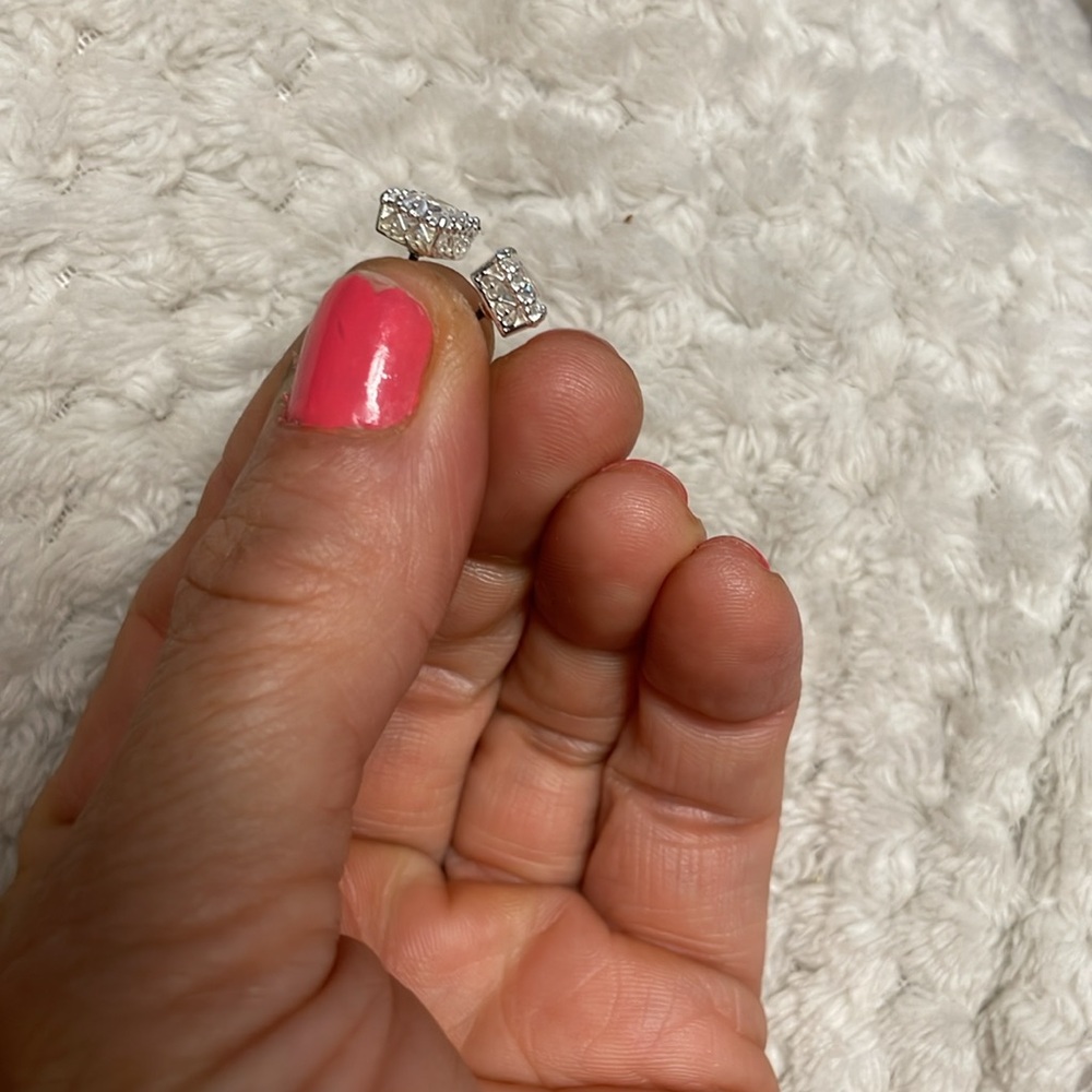 New studs - Picture 2 of 4
